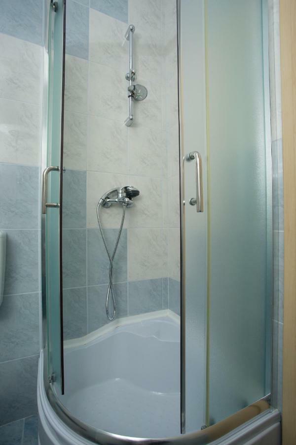 Appartement Apartman Paula 1 à Vinišće Extérieur photo